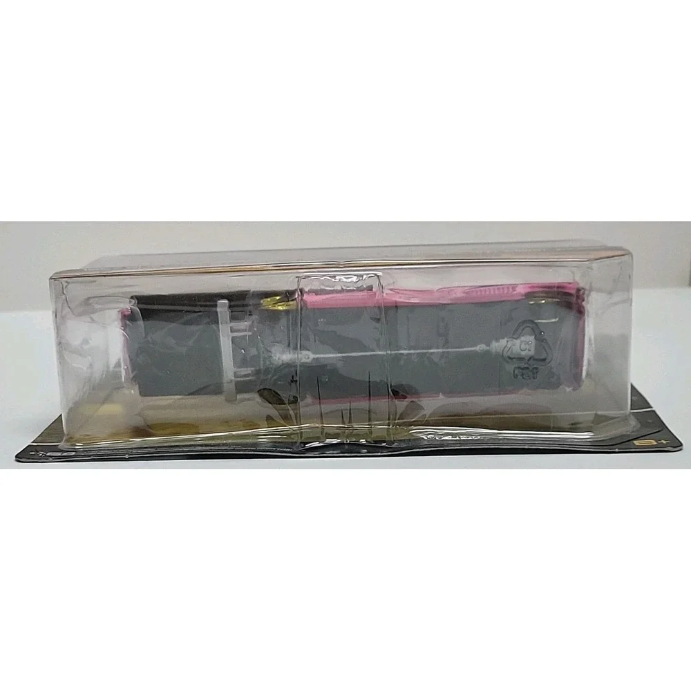 Maisto 1957 Chevrolet Flatbed‎ Truck & 1959 Impala SS Pink 1/64 Models